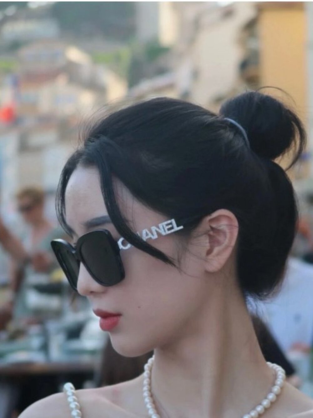New Chanel 5422 Polarized Sunglasses - Black/White CC Logo